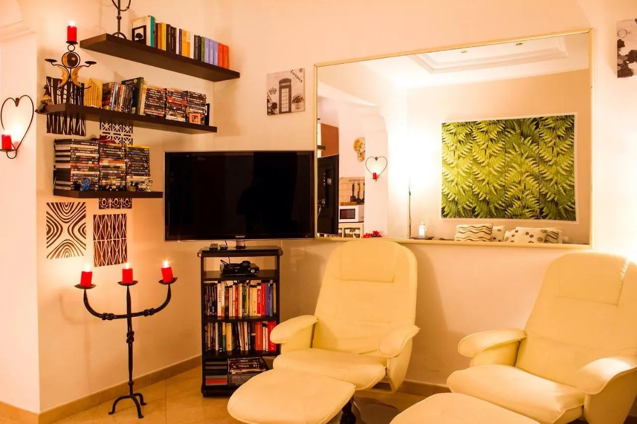 A Casa Di Alice Locazione Turistica Apartment Palermo 0*,