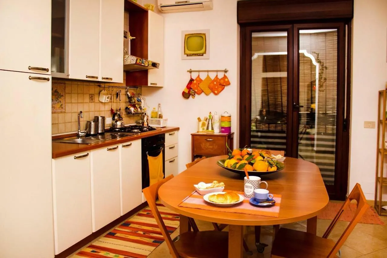 A Casa Di Alice Locazione Turistica Apartman Palermo 0*,